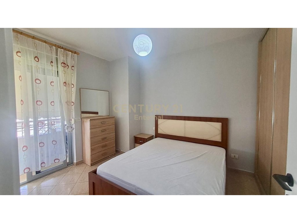 Apartament 1+1 Per Qira ne Xhamllik