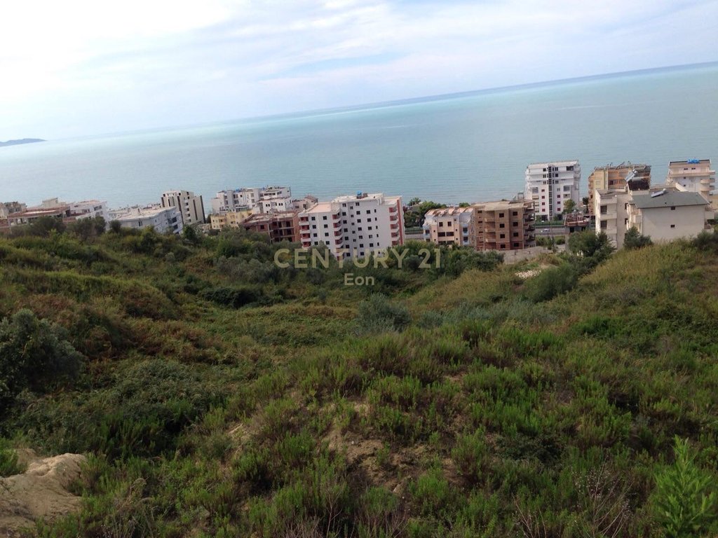 SHITET TOKE ME PAMJE DETI TEK SHKEMBI I KAVAJES , DURRES!