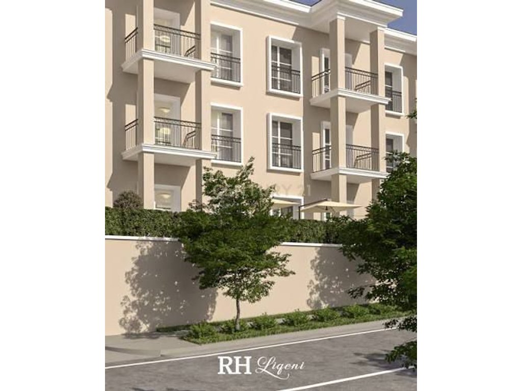 Shitet apartament 2+1+2 m verande tek Rolling Hills Liqeni