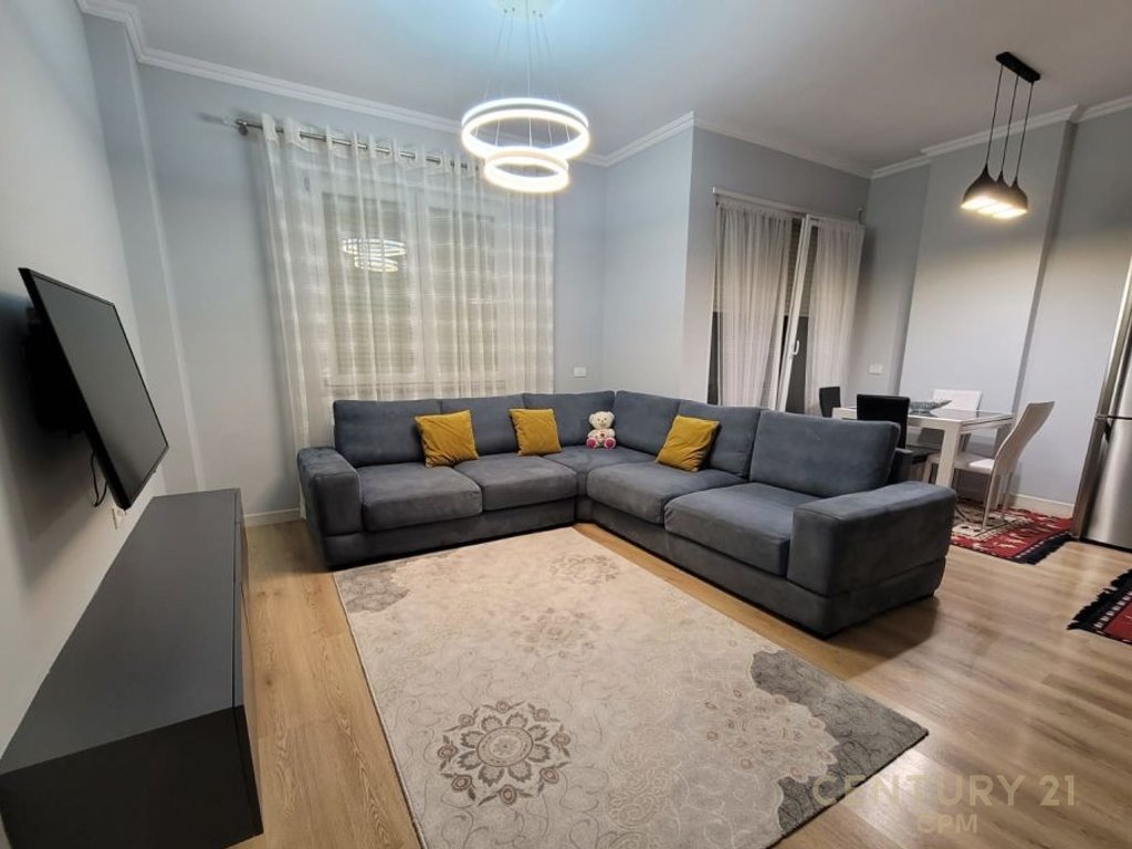 JAPIM APARTAMENT ME QIRA 2+1+2 TEK 5 MAJI!!