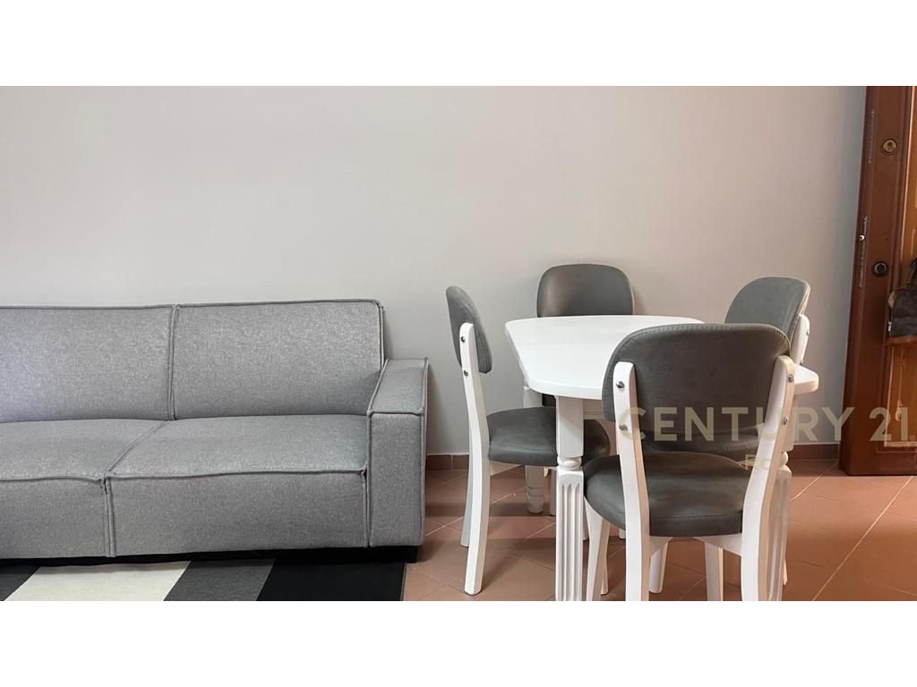 JEPET ME QIRA APARTAMENT 1+1 , GOLEM !