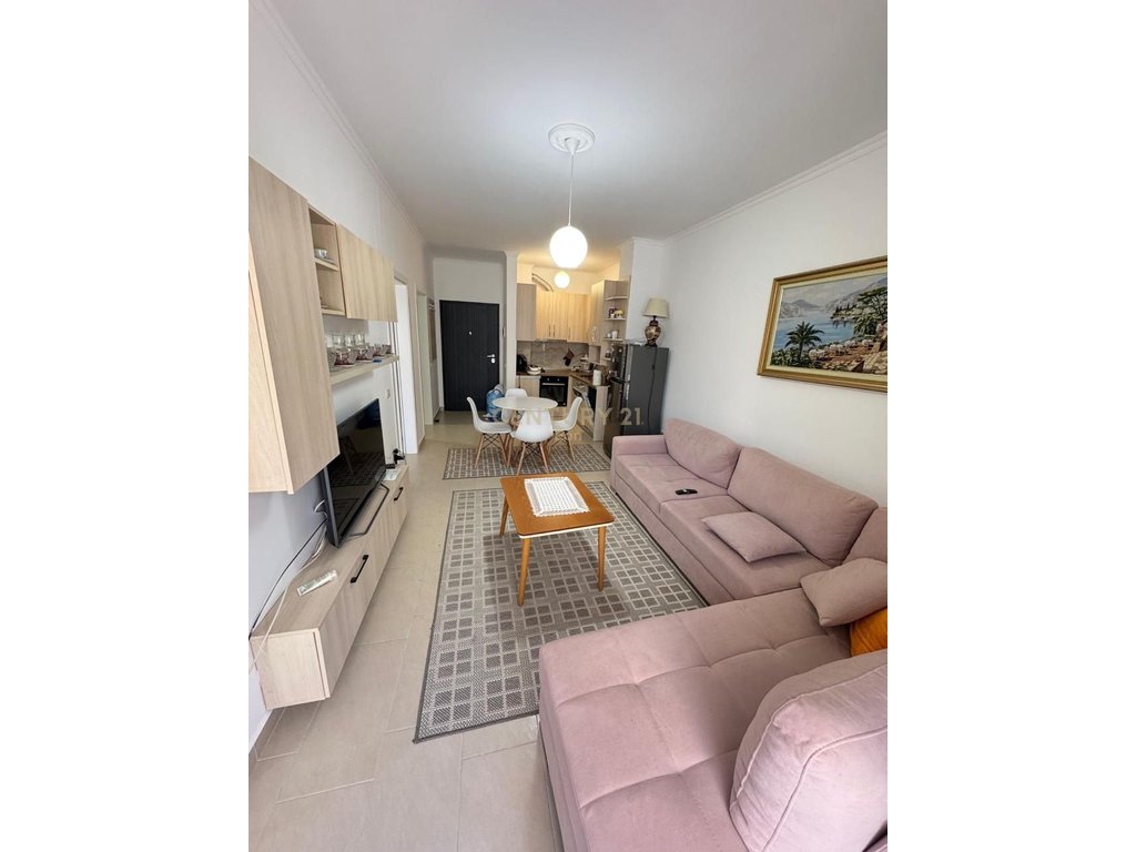 Jepet me Qira, Apartament 1+1, Qerret !