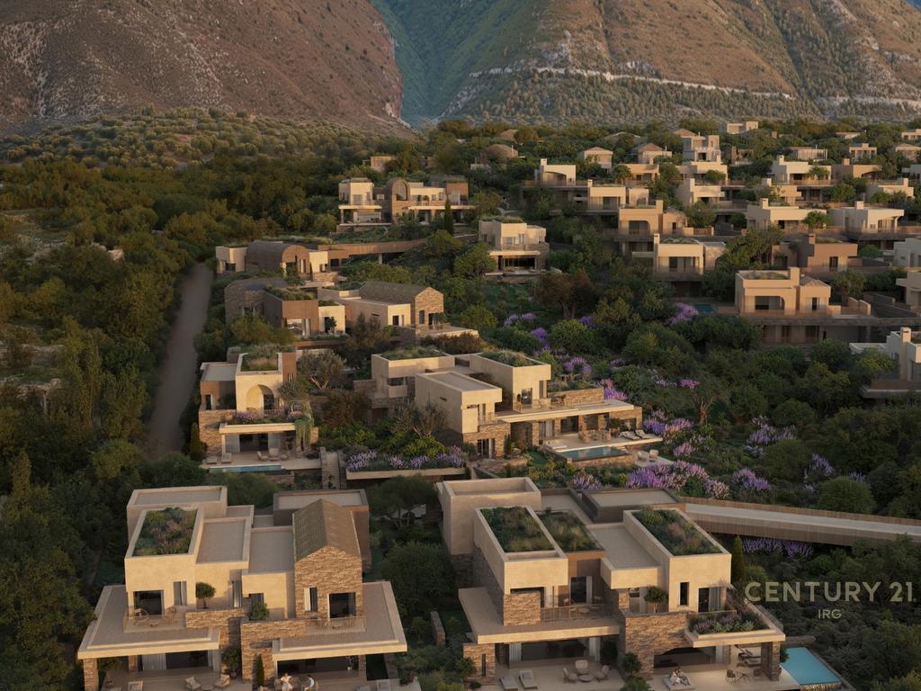 SUPER OFERTË NË GREEN COAST III- Vilë Individuale me pishine + Apartament 1+1 me Verandë!
