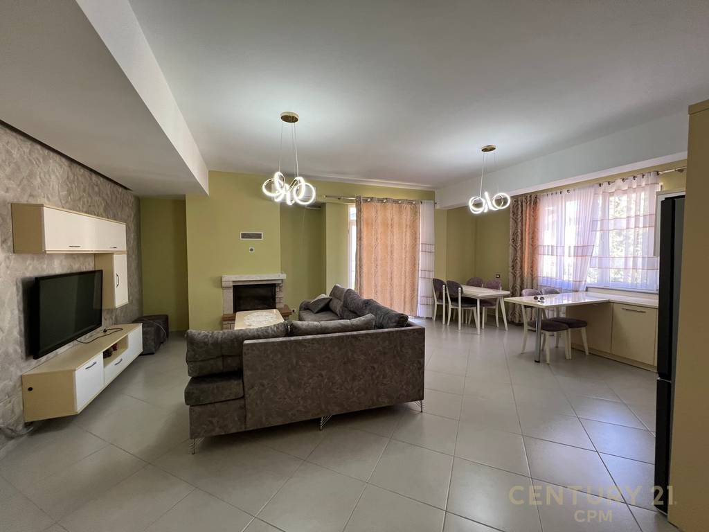 Apartament 2+1 tek Vilat Gjermane!