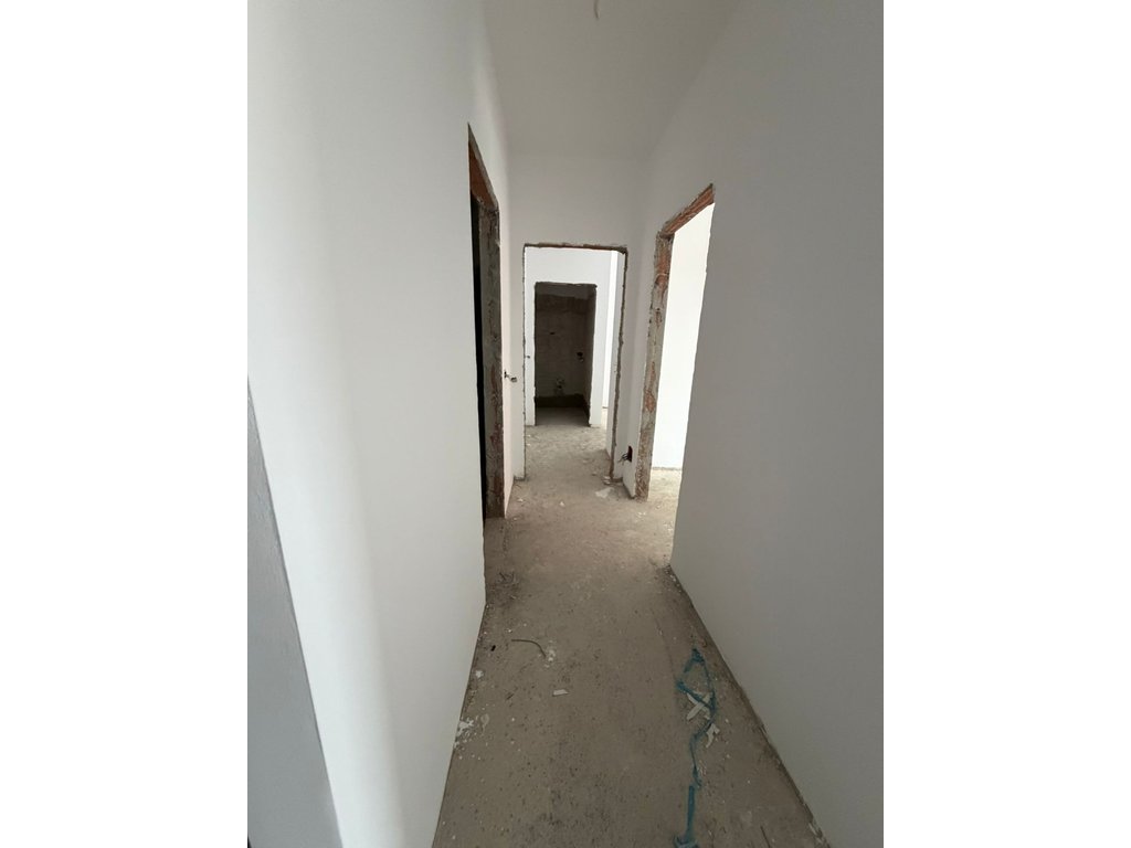 Apartament 2+1+2 Për Shitje në Rruga Siri Kodra, Tiranë
