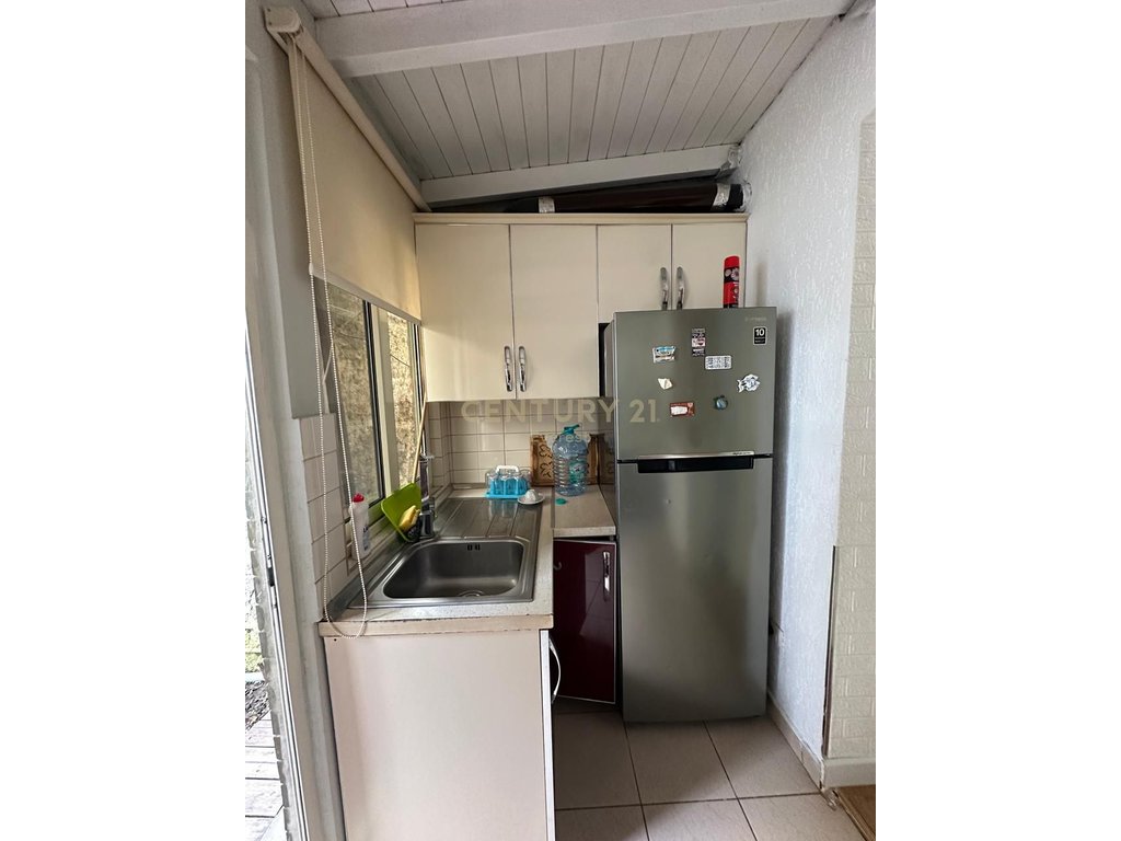 ALLIAS, JAPIM APARTAMENT 2+1 PER QIRA