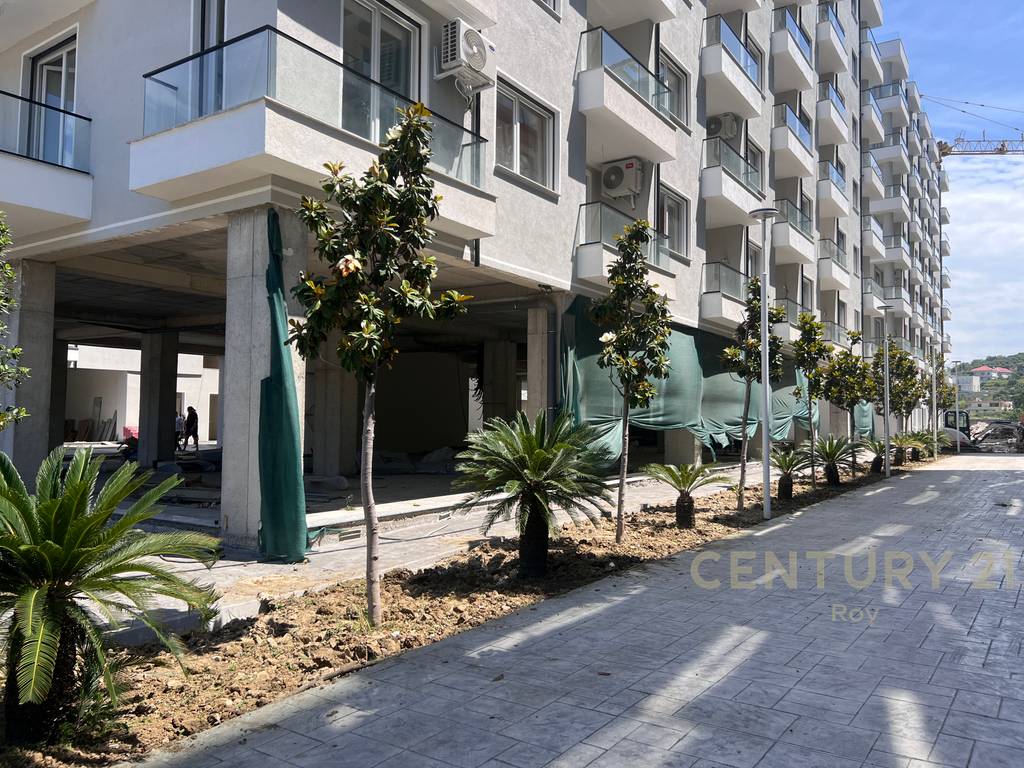 SHITET APARTAMENT 1+1 ,NDERTIM I RI, NE GOLEM !