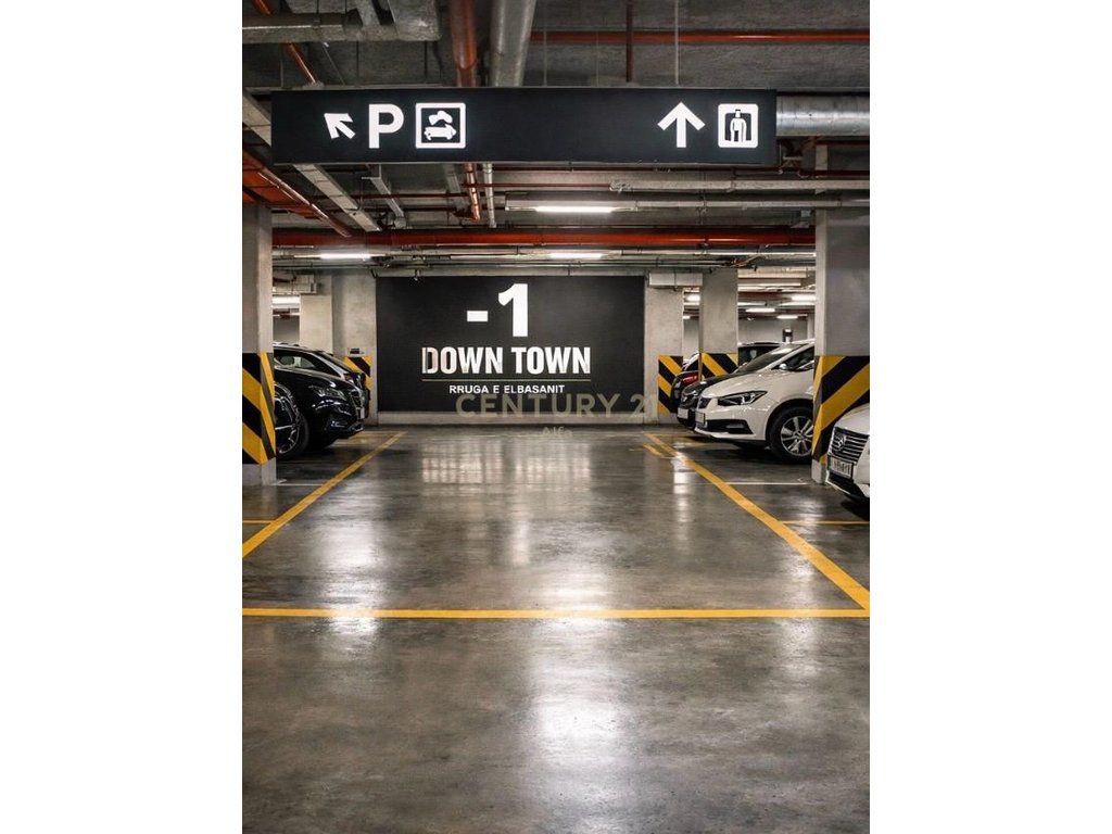 Shitet post parkimi ne katin -2 tek Downtown, Rruga e Elbasanit!