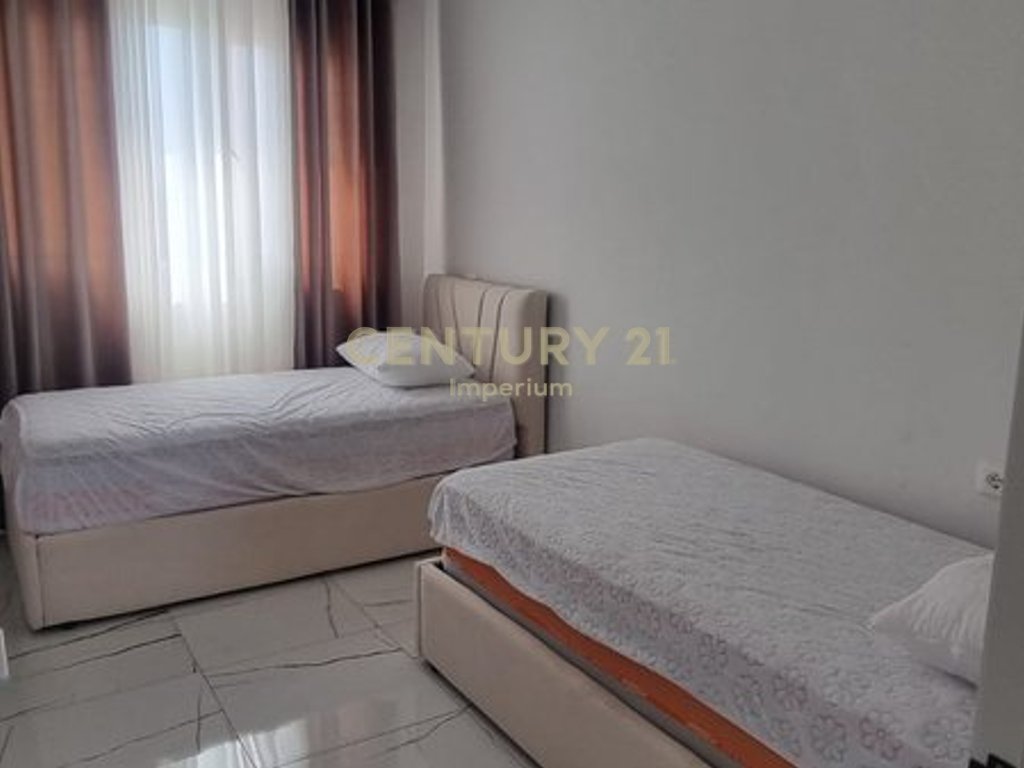 Apartament 2+1 me Qira në Fresk
