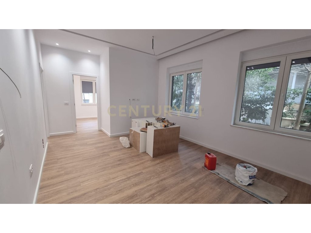Apartament 2+1+2 Për Shitje KOPSHTI ZOOLOGJIK, Tiranë - 200,000€!