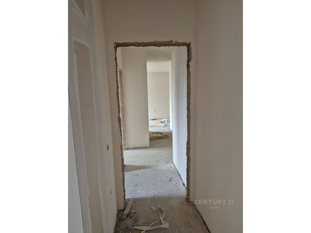 Jepet me qira apartament 2+1 ne zonen e Don Boskos!