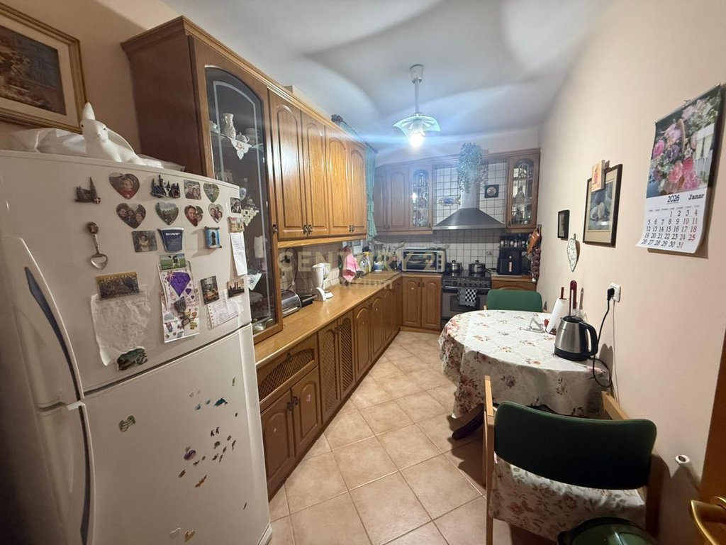 SHITET APARTAMENT 2+1+2 TEK RRUGA KAVAJES!