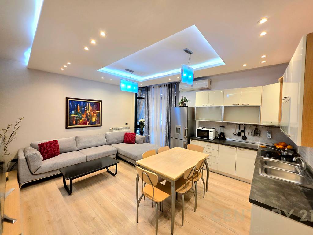 APARTAMENT 2+1 PER QIRA PRANE LIQENI ARTIFICIAL