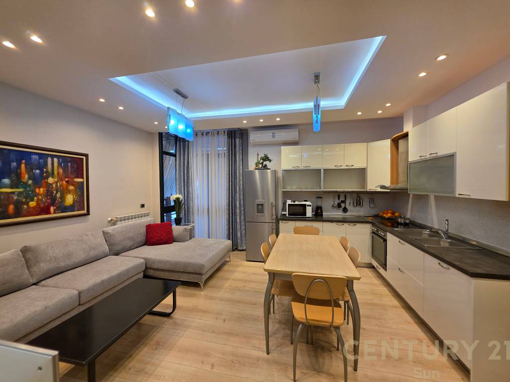 APARTAMENT 2+1 PER QIRA PRANE LIQENI ARTIFICIAL