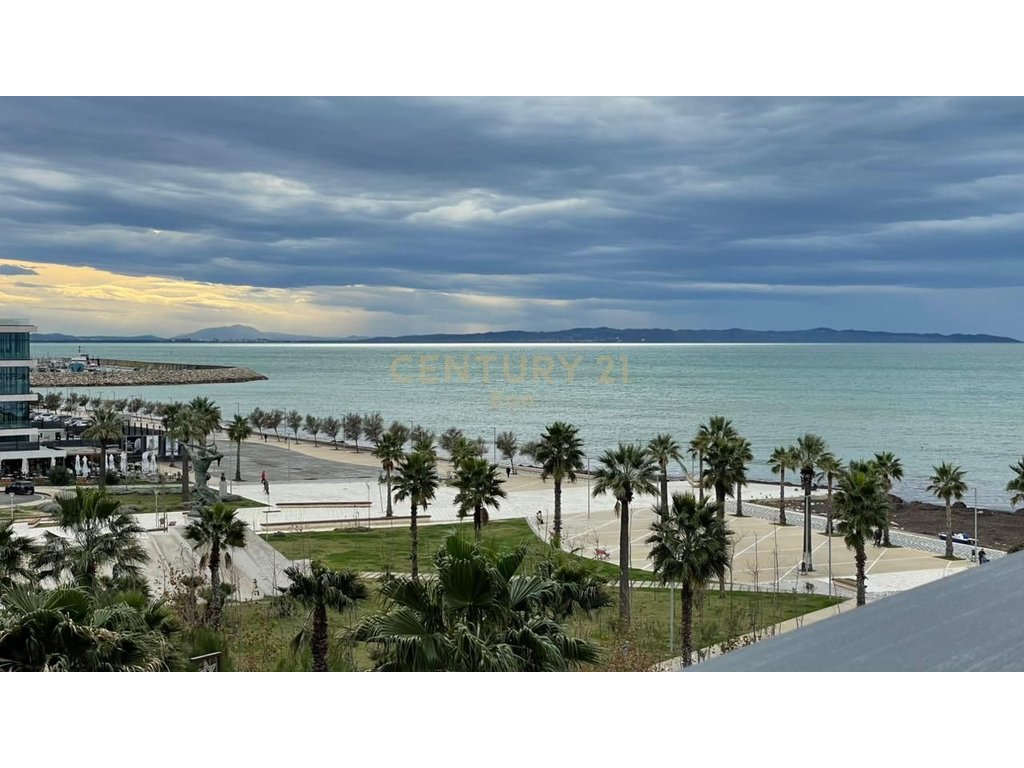 SHITET SUPER APARTAMENT 2+1+2 ME PAMJE DETI NE VOLLGA, DURRES !!