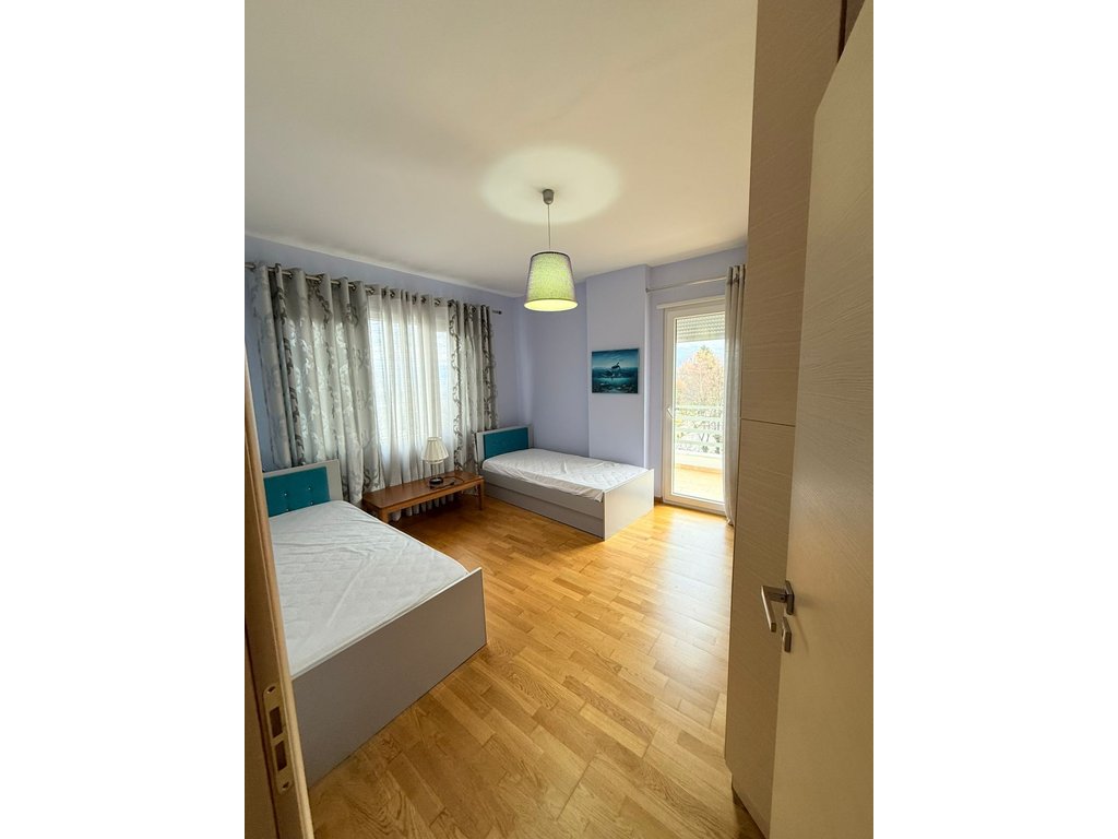 POGRADEC, APARTAMENT ELEGANT 95.28 M² PËR SHITJE ME PAMJE PANORAMIKE NGA LIQENI !!