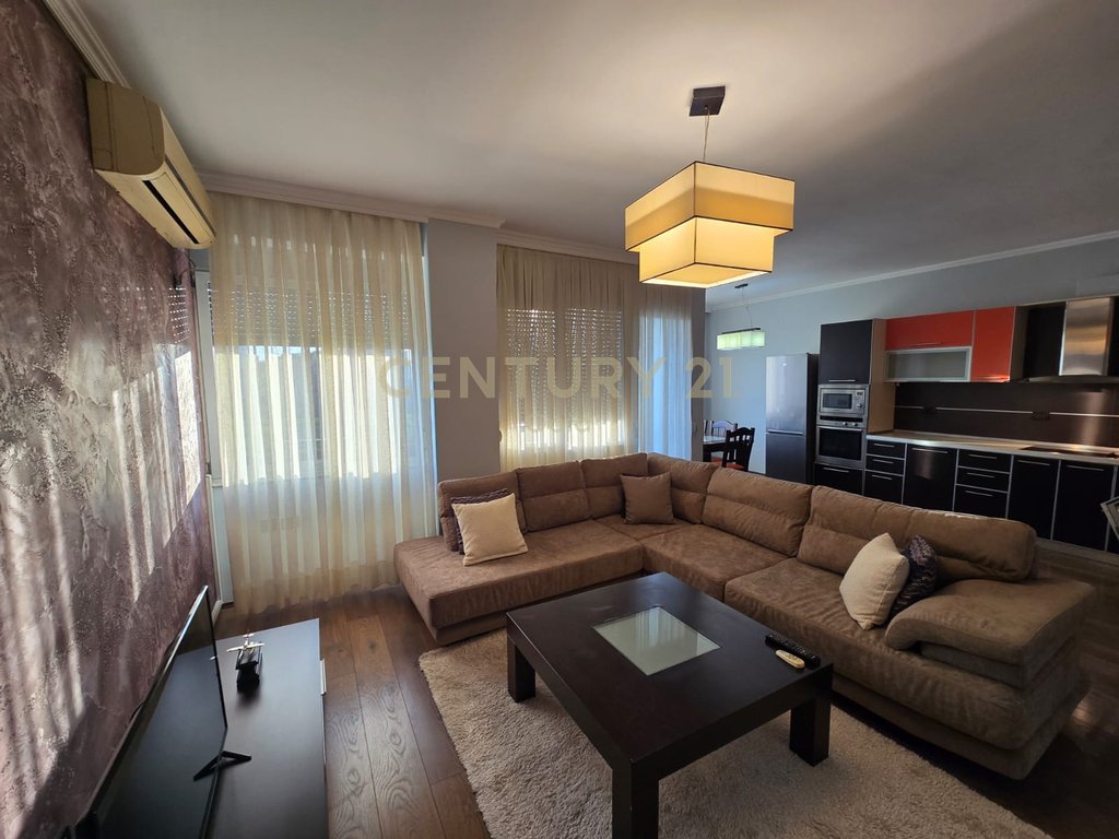APARTAMENT 2+1+2 PER QERA TEK KOMPLEKSI HALILI!