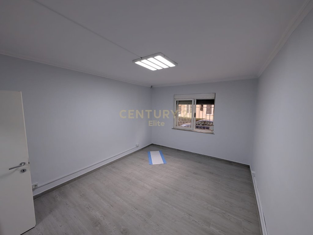 JEPET ME QIRA APARTAMENT 2+1 PËR ZYRA PRANË DIPLOMAT 2