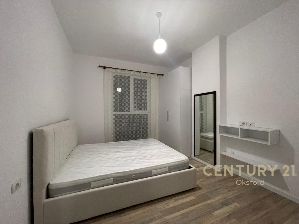 Apartament 1+1 Me Qira në Univers City!