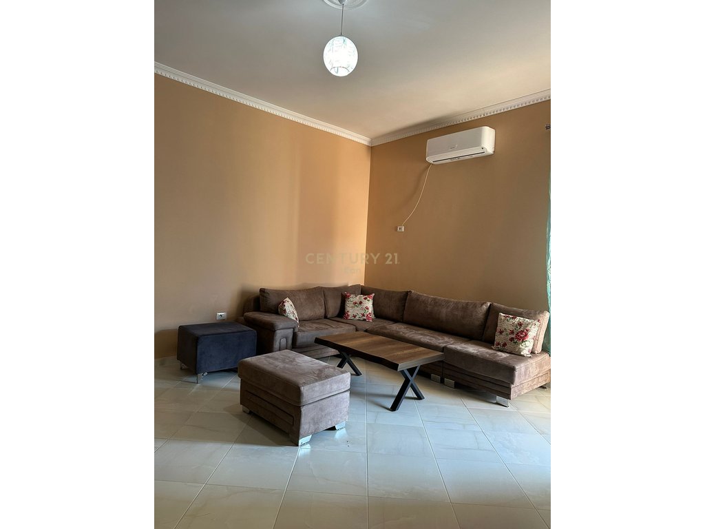 JEPET ME QERA APARTAMENTI 2+1 TEK SHKEMBI KAVAJES!