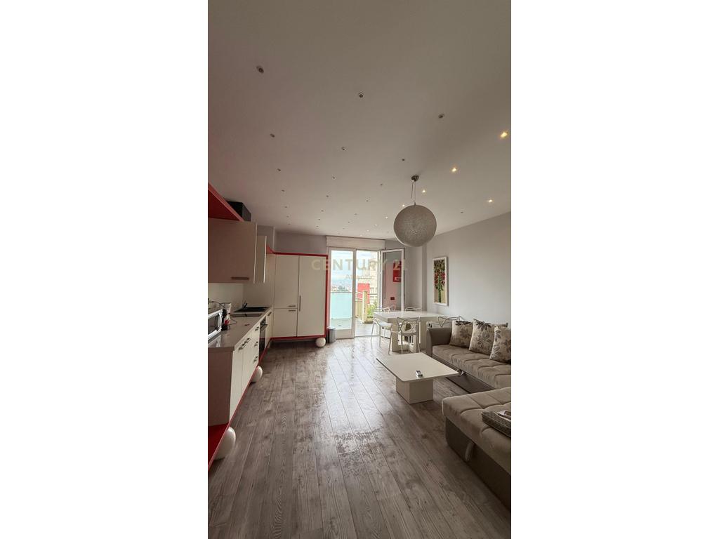 Apartament 2+1 Me Qira në Vila e Zogut, Durrës - 600€