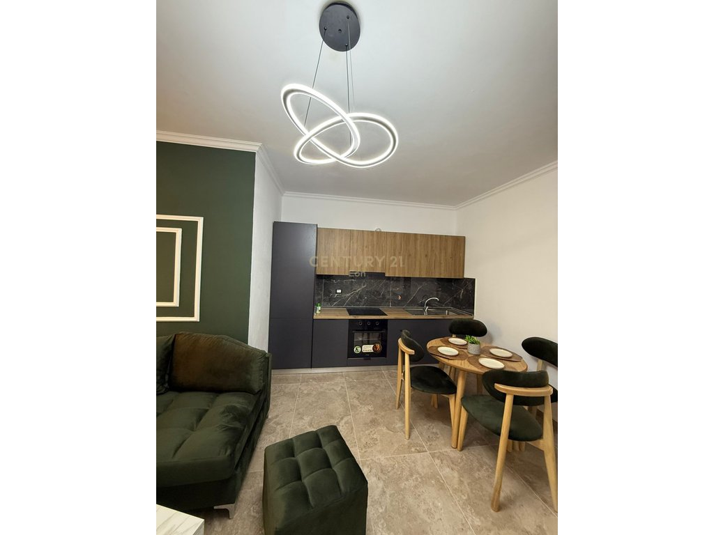 Shitet Apartament 1+1 me depo dhe parkim te Shkembi Kavajes  !