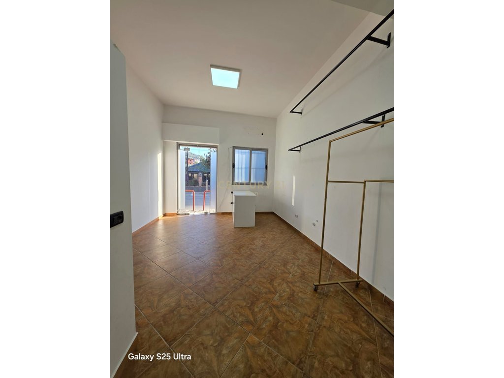 Ambjent biznesi me qira në Maminas, Durrës - 220€ | 25 m²