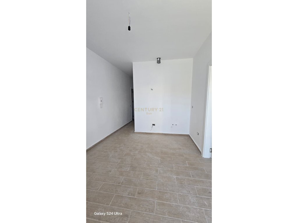 Shitet Apartament 1+1 në Spitalle, Durrës !