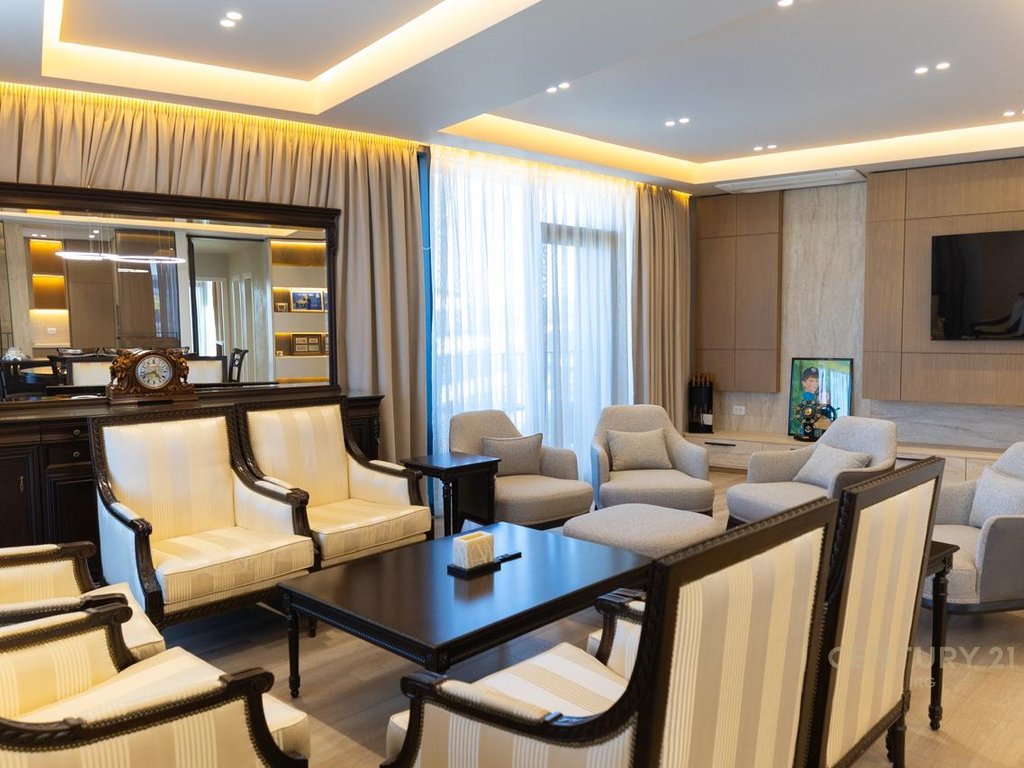 LAKE VIEW, SHITET APARTAMENT I SHTRIRE NE GJITHE KATIN !
