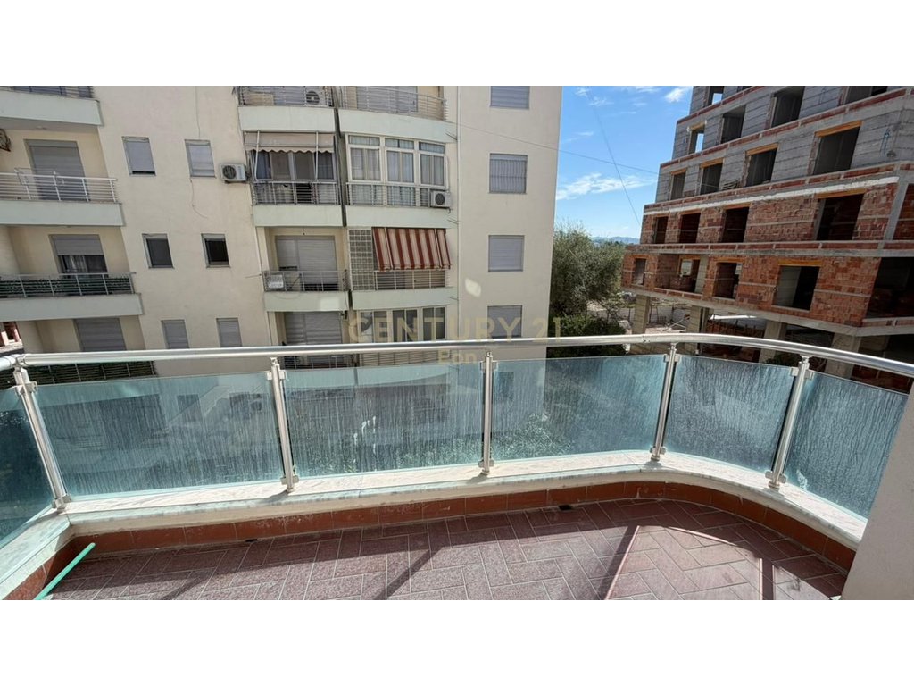 APARTAMENT 1+1 PER SHITJE NE GOLEM !