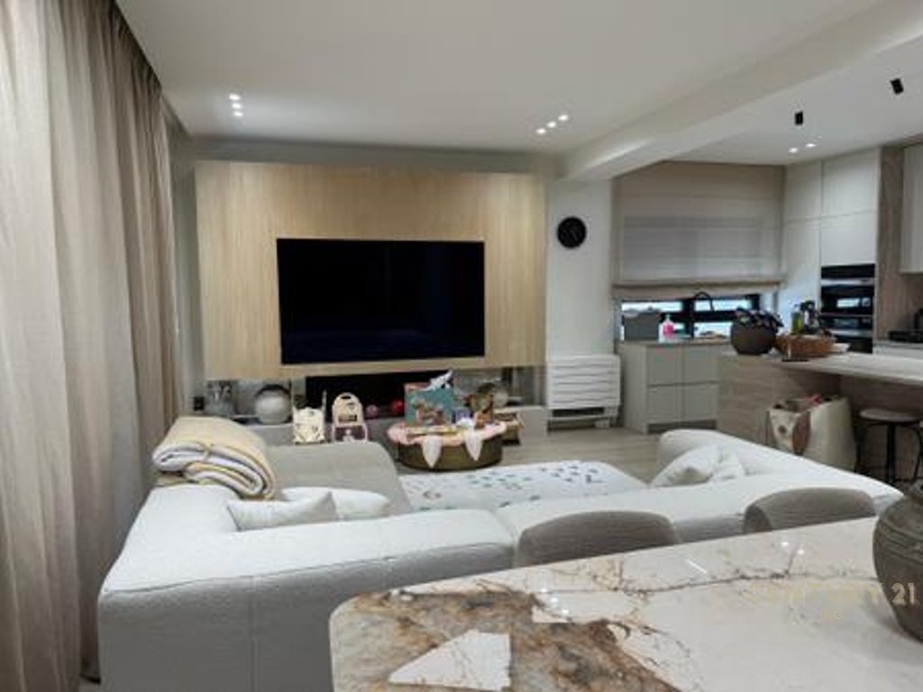 Apartament 2+1+2 luksoz & Post Parkimi te Rezidenca Kodra e Diellit!