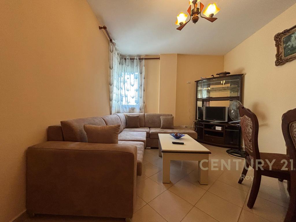 APARTAMENT PER QIRA PRANE DETIT NE GOLEM!