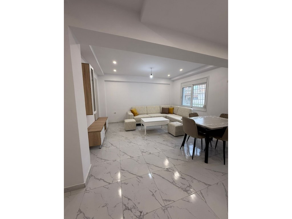 JEPET ME QIRA APARTAMENT 1+1 TEK “TREGU I ORIZIT”, VLORE