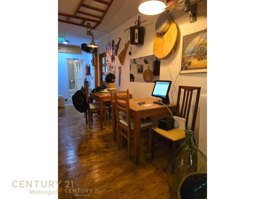 Bar / Restorant per qira në Vasil Shanto!