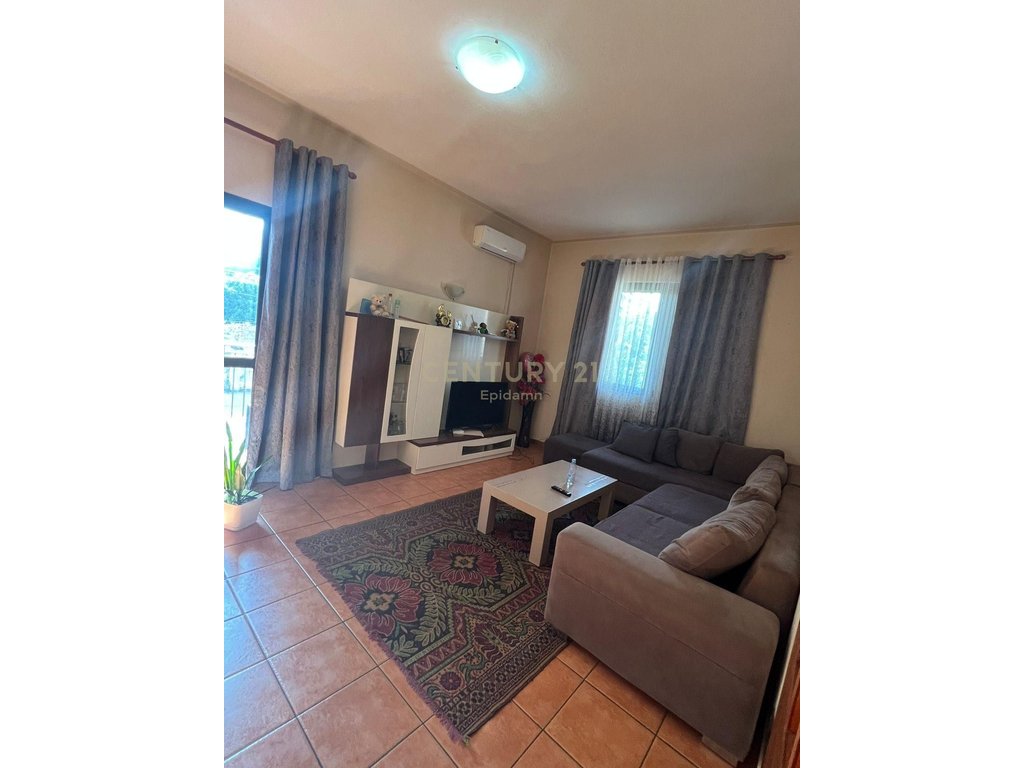 Apartament 3+1 në shitje në Spitallë, Durrës - 130000€ | 224 m²