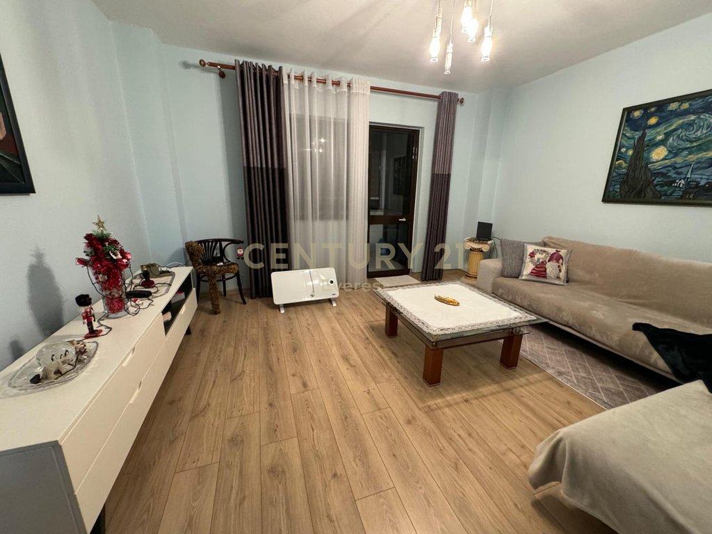 BRRYLI, SHESIM APARTAMENT 2+1+DYQAN