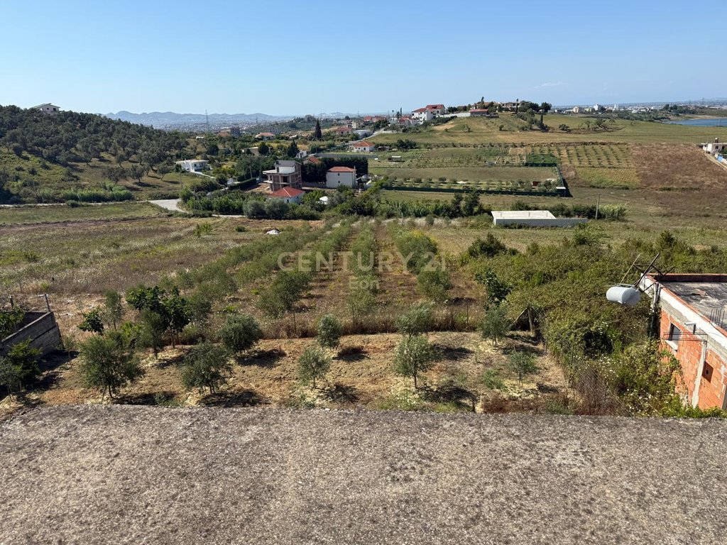 SHITET VILE NE ARAPAJ, DURRES !