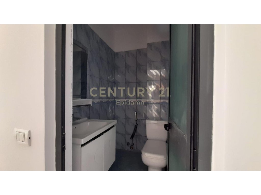 Apartament 2+1+2 Në Shitje në Golem, Durrës!!