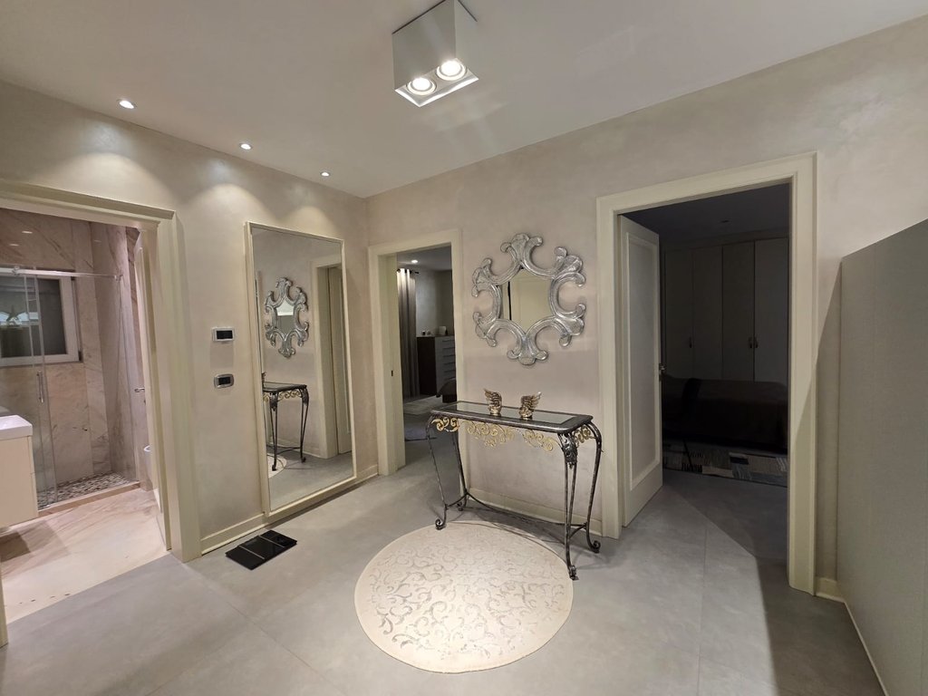 SHITET APARTAMENT 3+1+3 PRANE SHESHIT SKENDERBEJ