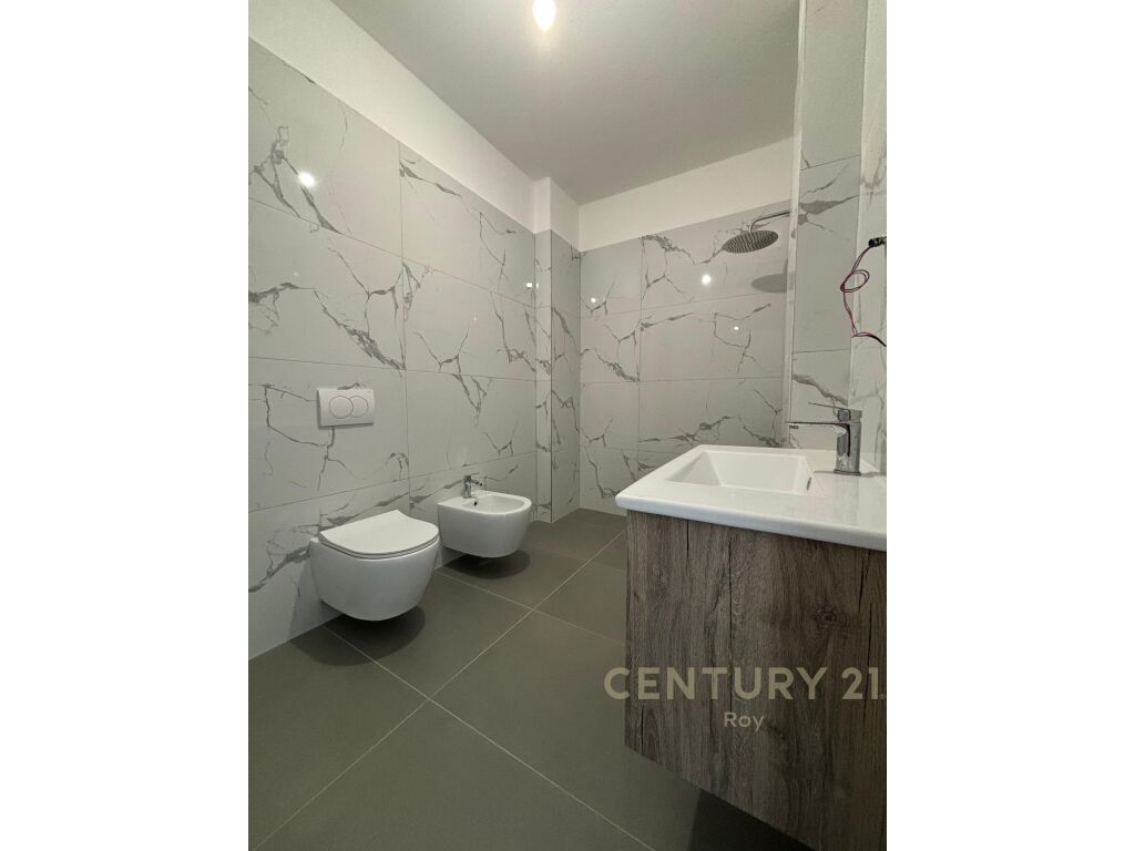 SHITET APARTAMENT 1+1 NDERTIM I RI NE GOLEM!