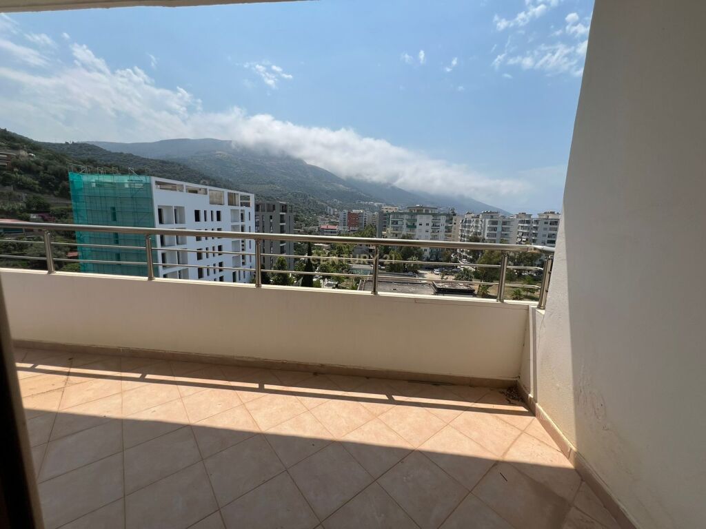 SHESIM APARTAMENT 2+1 ME PAMJE NGA DETI NË LUNGOMARE, VLORË!!