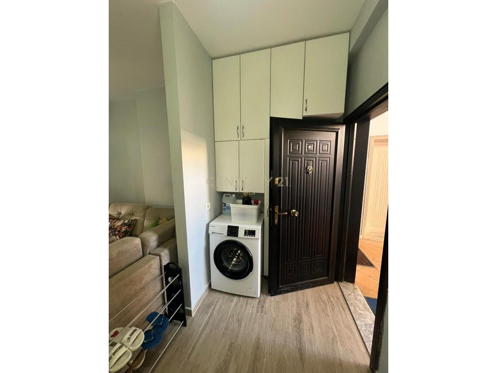 Apartament 1+1 me qira në Golem, 70m nga deti!!