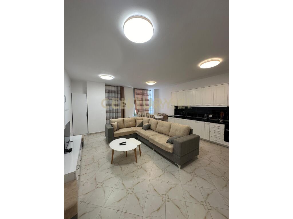 JEPET ME QIRA APARTAMENT 2+1+2 ME PAMJE DETI NE VOLLGA !