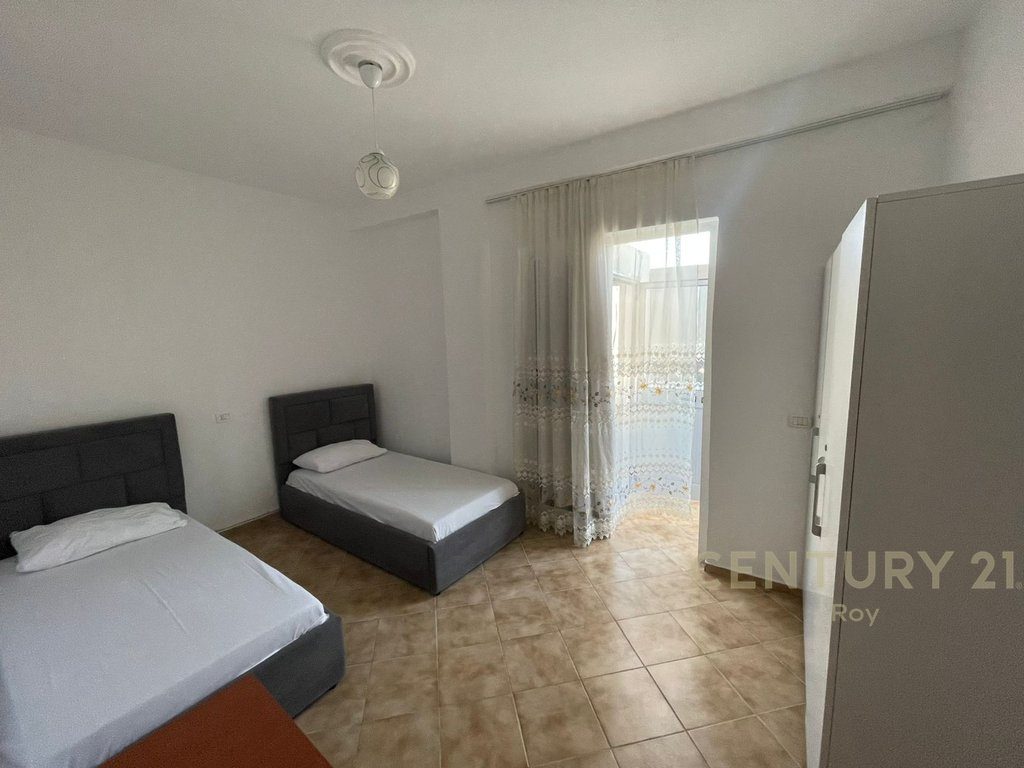 Apartament 2+1 Me Qira në Plazh, Durrës - 380€ | 74.28 m²