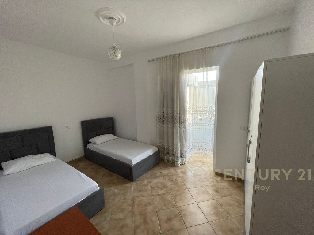 Apartament 2+1 Me Qira në Plazh, Durrës - 380€ | 74.28 m²
