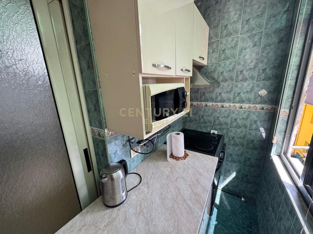 JEPET ME QIRA APARTAMENT 2+1 TEK ISH EKSPOZITA