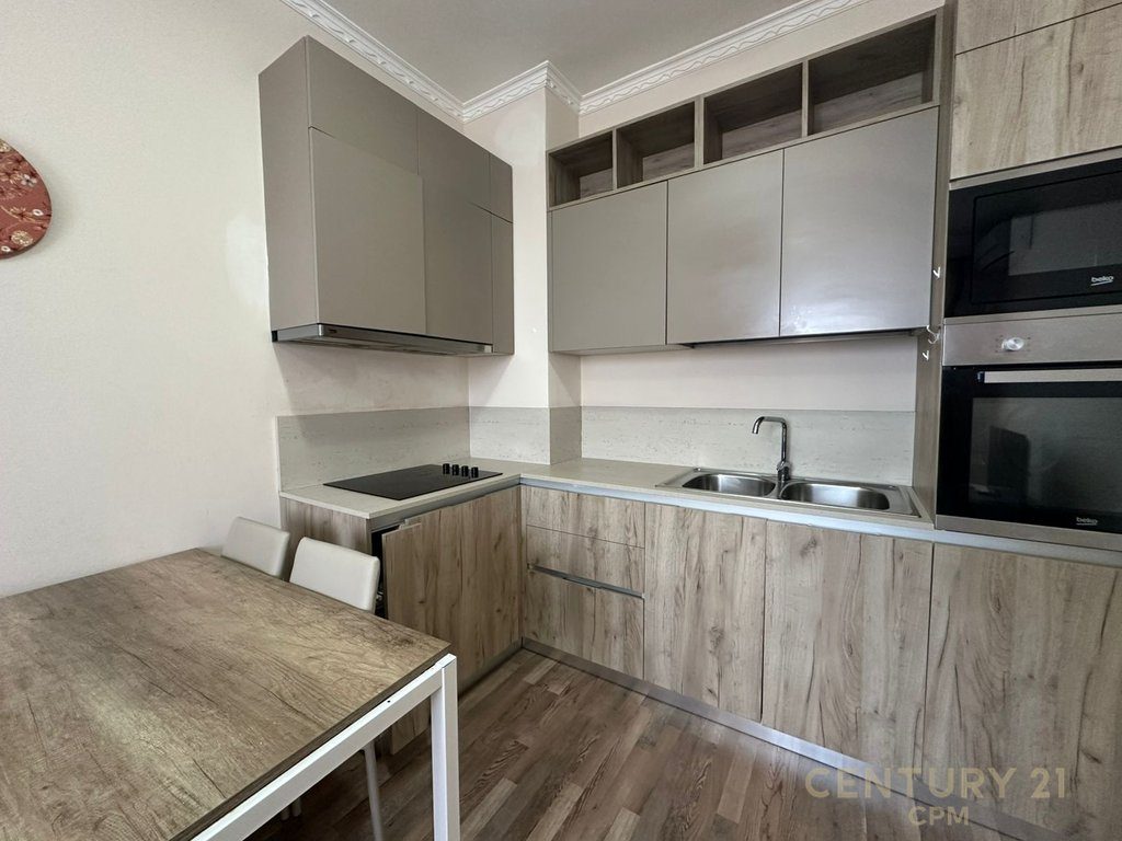 Apartament 1+1 Per Qera Tek Ish Fusha E Aviacionit!