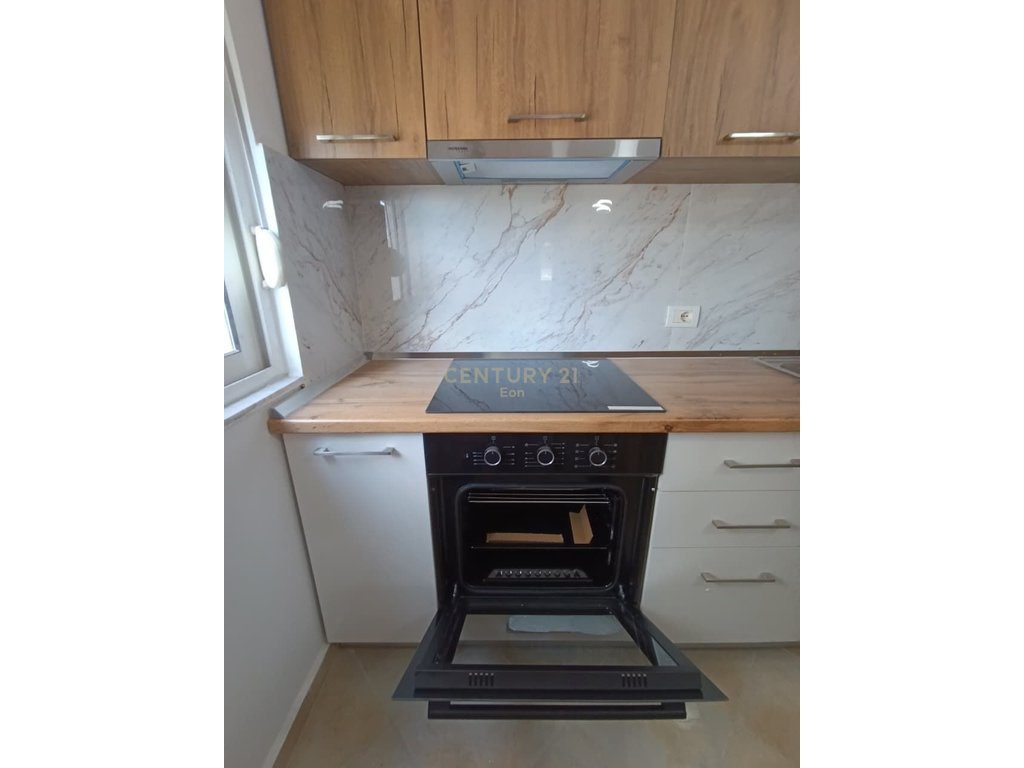 Shitet Apartament 1+1 tek Shkëmbi i Kavajës, Durrës !