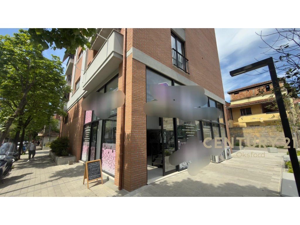 SHITET AMBJENT COMERCIAL/ LOFT  NE KATIN 0 TE RRUGA BARDHYL