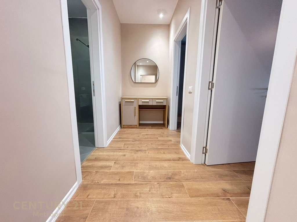 Apartament Modern 2+1+2 +2 Poste Parkimi Per Qira Prane Hotel Radisson!